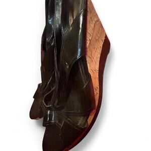 Black and tan cork wedges